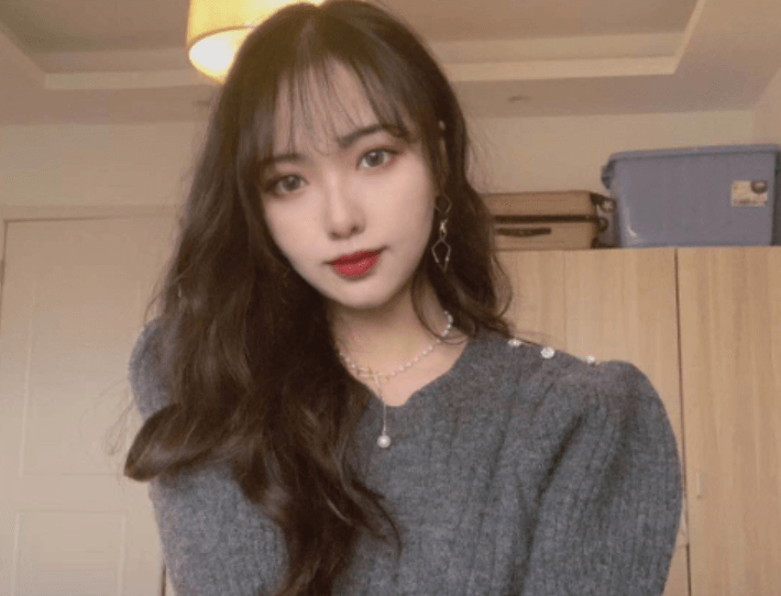 【高端泄密】长春李婷视频流出 女主超正点【12v/13p/1.3G】-集乐社