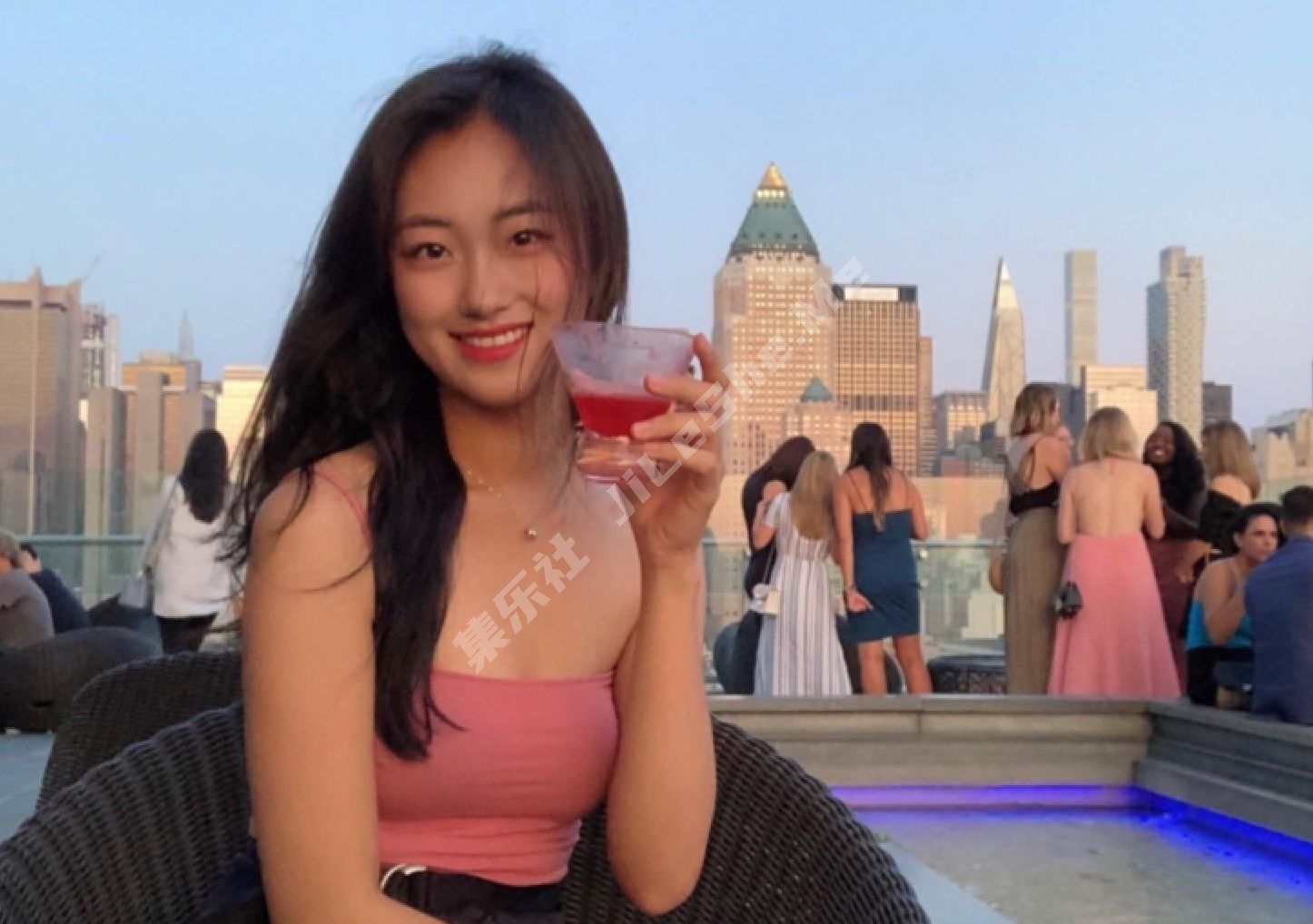 色影师@宇航员，反差婊 22厘米屌王一步到胃【多V/5.2G】-集乐社