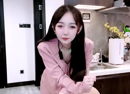 抖音52万粉丝【马预预】绿播平台跳蛋整活~太刺激了[MP4/13V/6.06G]-集乐社