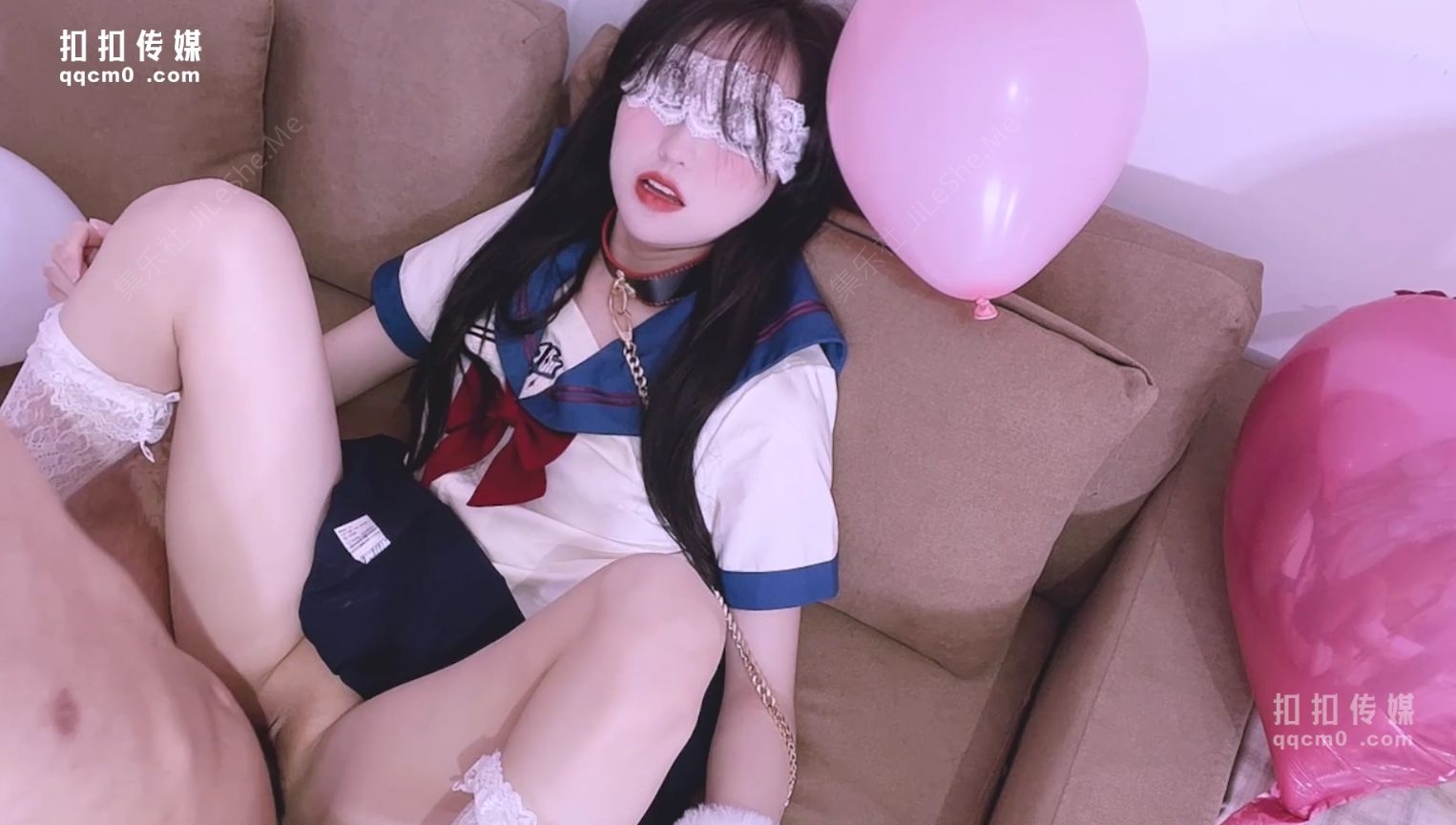 扣扣传媒 FSOG007 超人气网红女神 ▌不见星空▌甜美萌妹生日遭灌醉 湿滑白虎无比吸精-集乐社