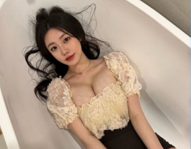 【极品性爱❤️交友群泄密】清纯可爱13位年轻妹子激情性爱视频流出各种姿势【64P+16V/908MB】-集乐社