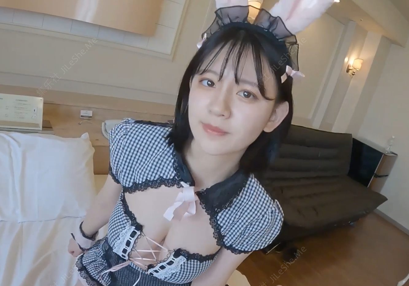FC2清纯大胸妹子【1V/7.09GB】-集乐社