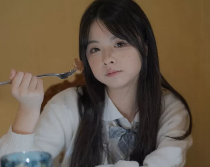 素人渔夫万元私定【林书辞】可爱JK风白嫩三点粉，女仆束缚全裸调教加料版【164P+2V/9.8GB】-集乐社