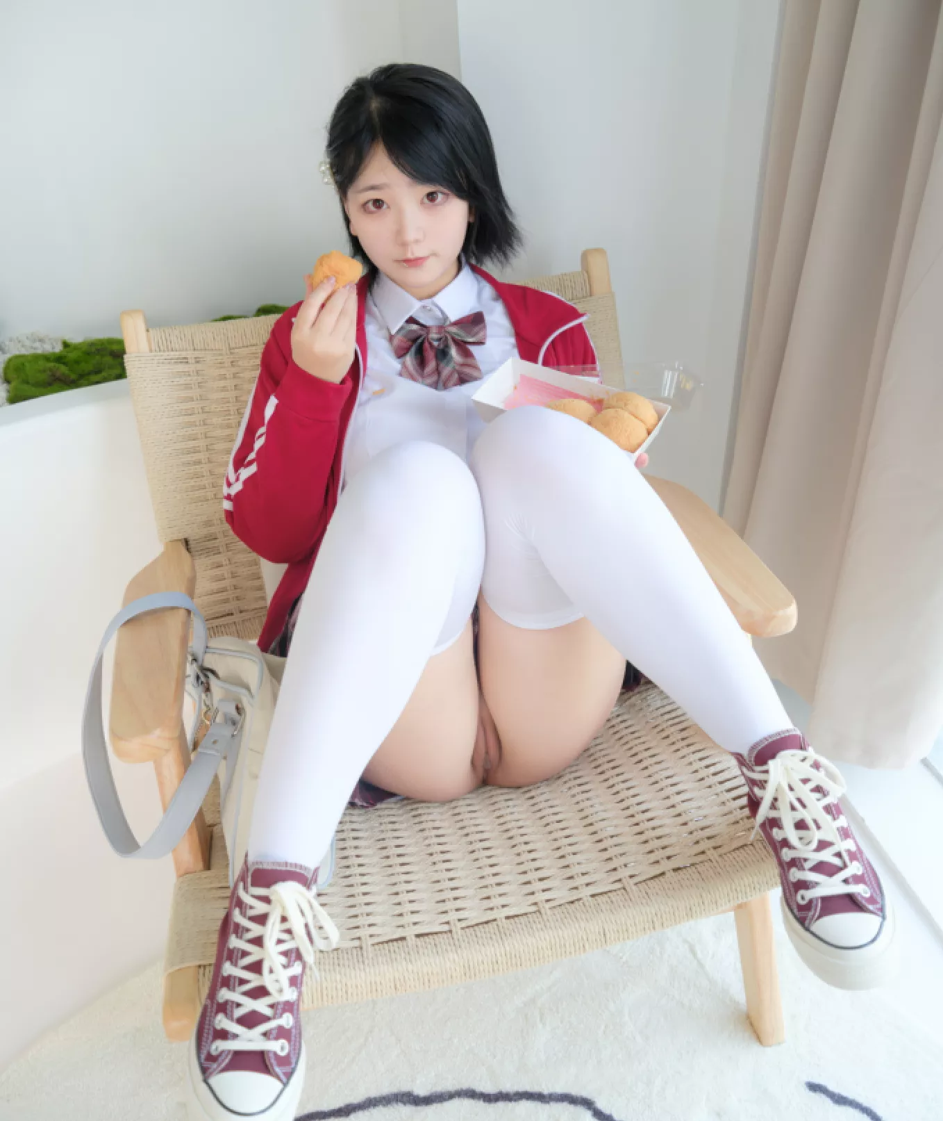 素人渔夫万元私定【林书辞】JK服清纯美少女嫩妹【小枫】大尺度私拍【116P+1V/5.8GB】-集乐社