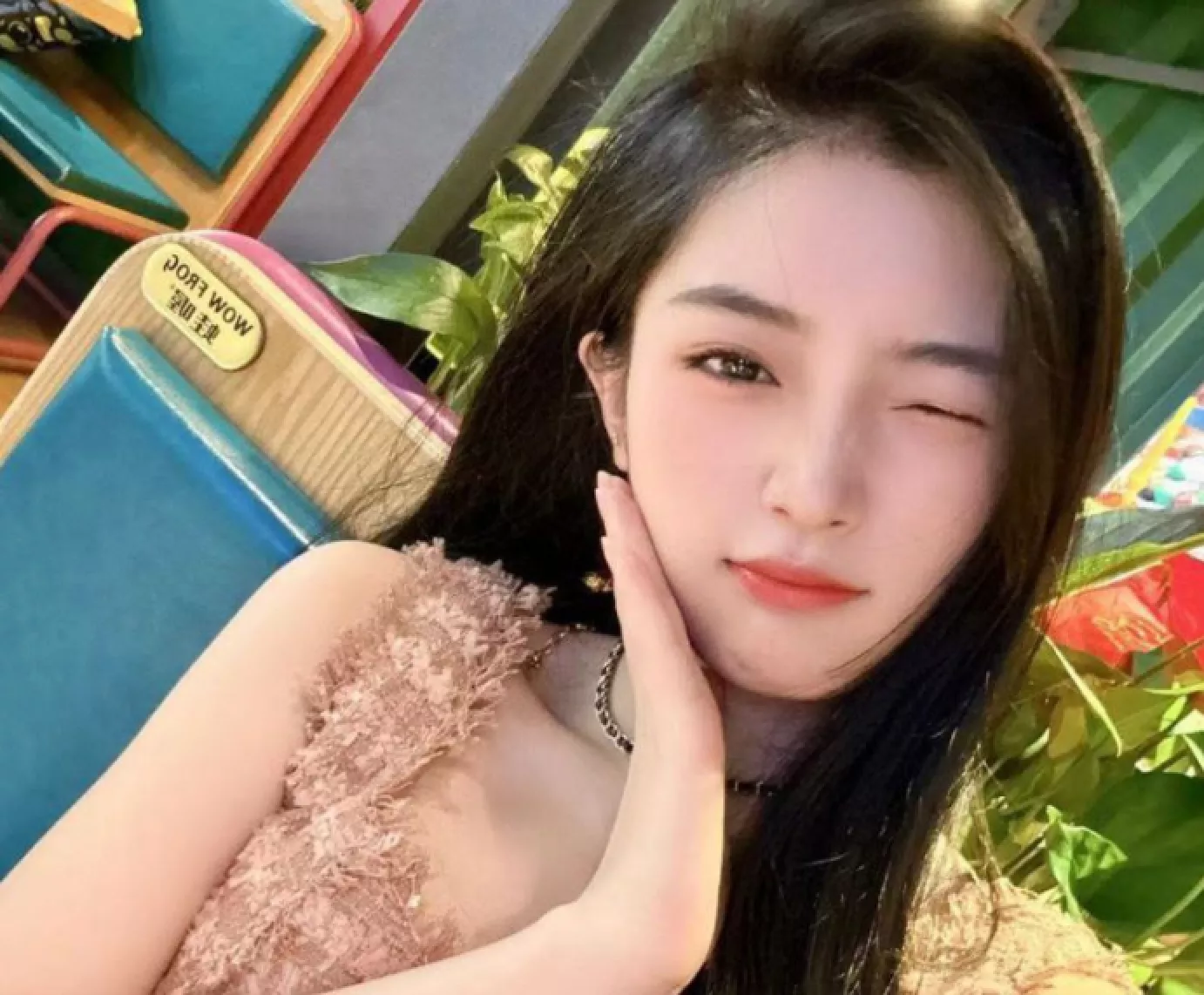 【超极品泄密】南宁隋露希等30位美女露点图影泄密【1GB】-集乐社