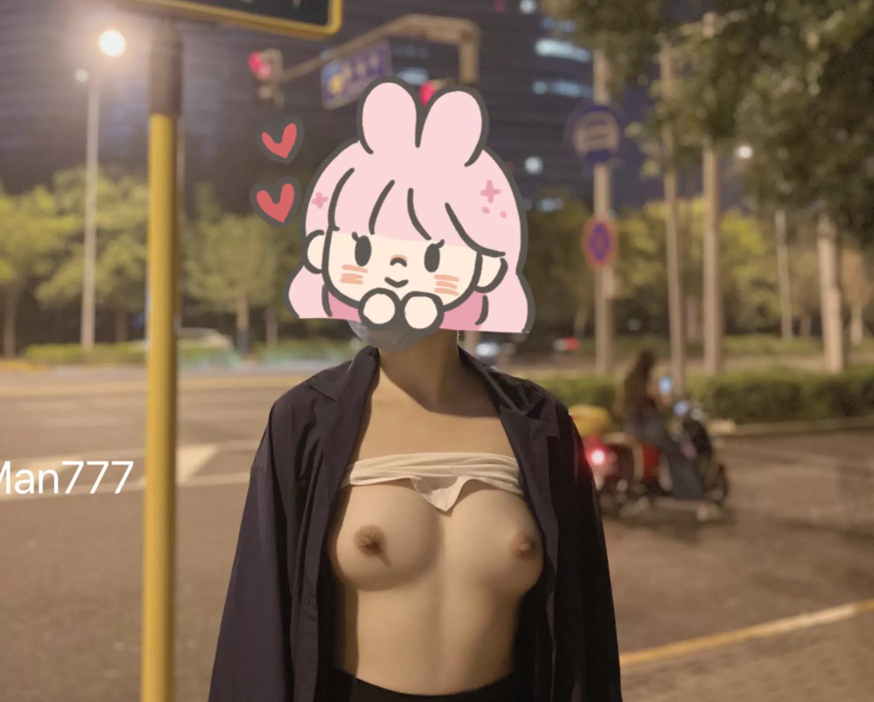 2024年，坐标北京，极品白富美人妻，【IManMan777】，望京街深夜露出，约单男3P，肤白貌美的尤物难得-集乐社